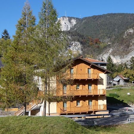 Ai Larici Hotel Perarolo di Cadore Buitenkant foto