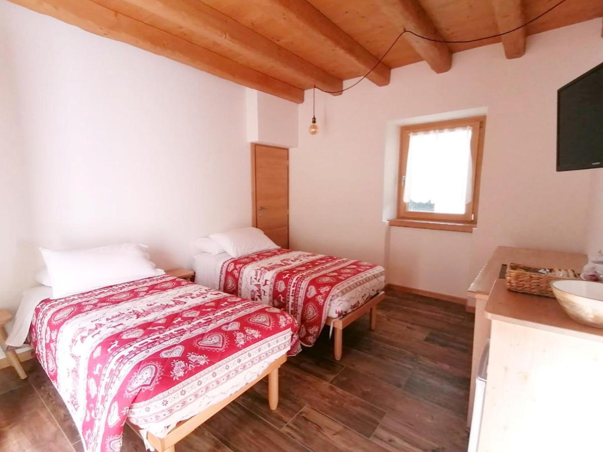 Ai Larici Hotel Perarolo di Cadore Buitenkant foto